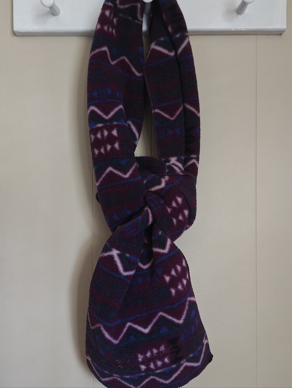 Vintage Columbia Geometric Fleece Scarf 🧣